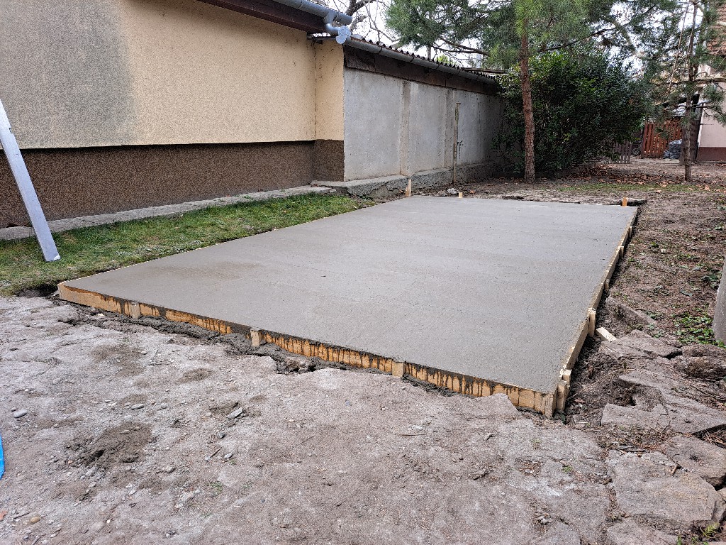 Faház és műhely beton alapozás Budapest